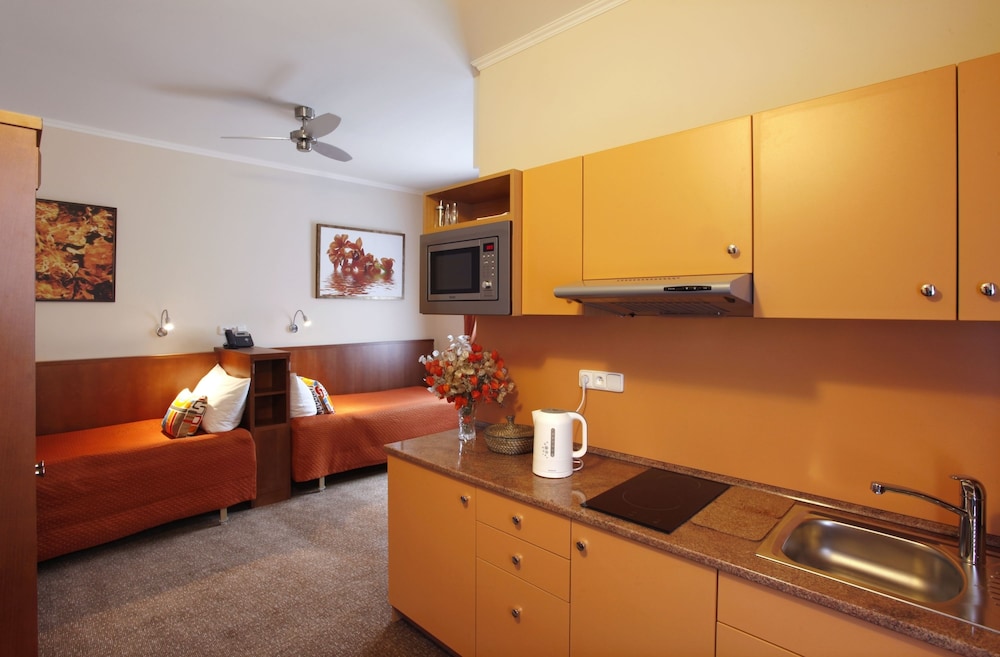 Anyday Apartments 59/83