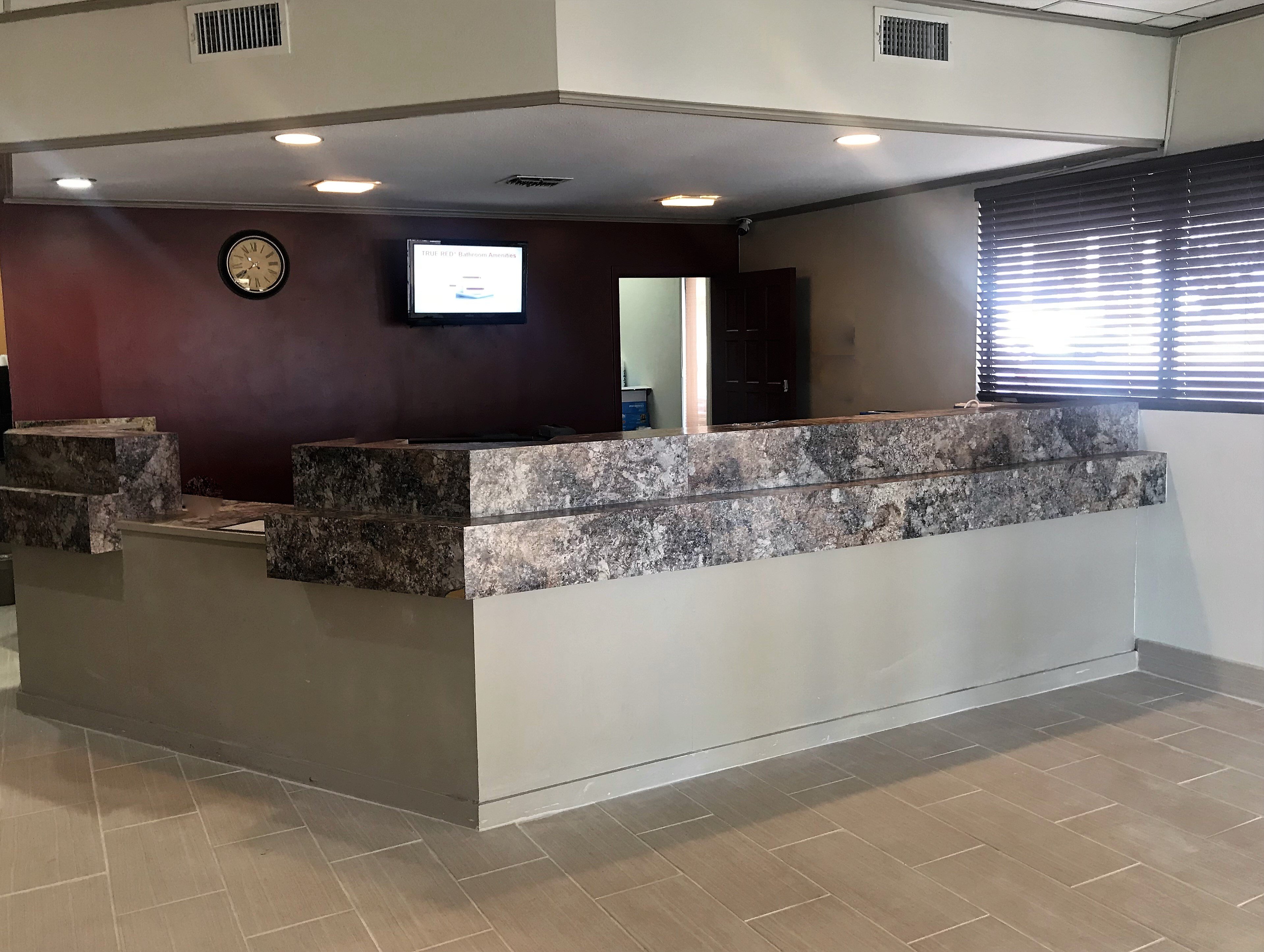 Red Roof Inn and Suites San Angelo 3/10