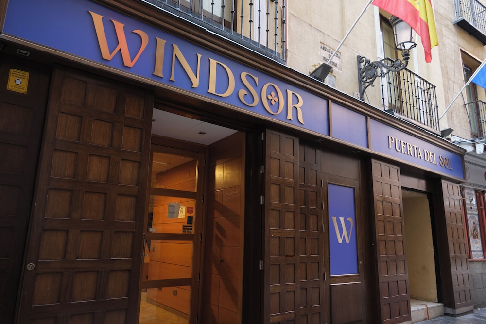Hotel Windsor Puerta del Sol 1/65