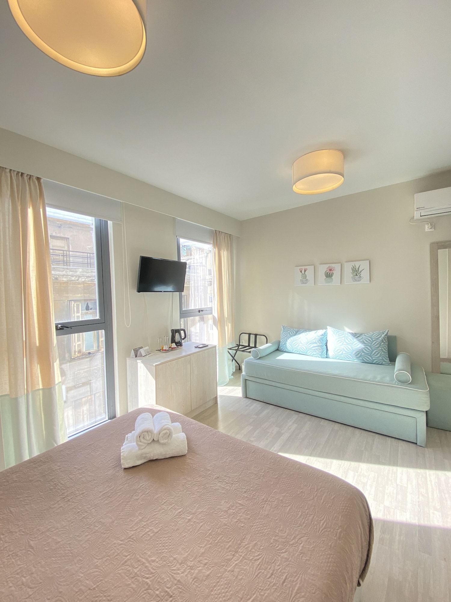 Family, Studio, Suite, Double Bed, Sofa