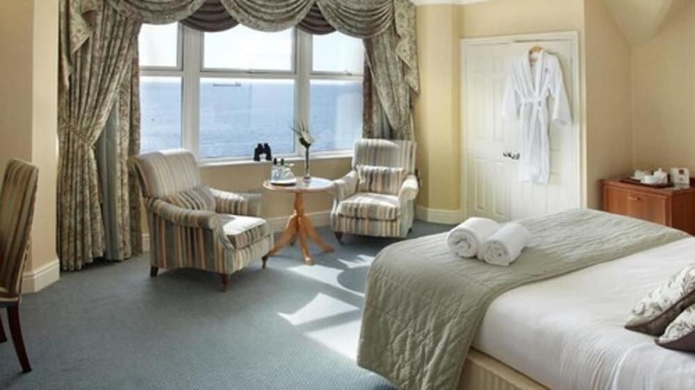 The Royal Duchy Hotel 47/53