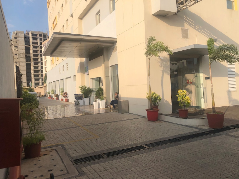 Holiday Inn Express Nashik Indira Nagar 3/56