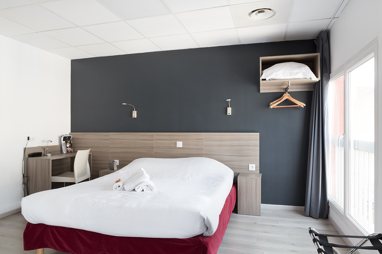 COMFORT, DOUBLE BED