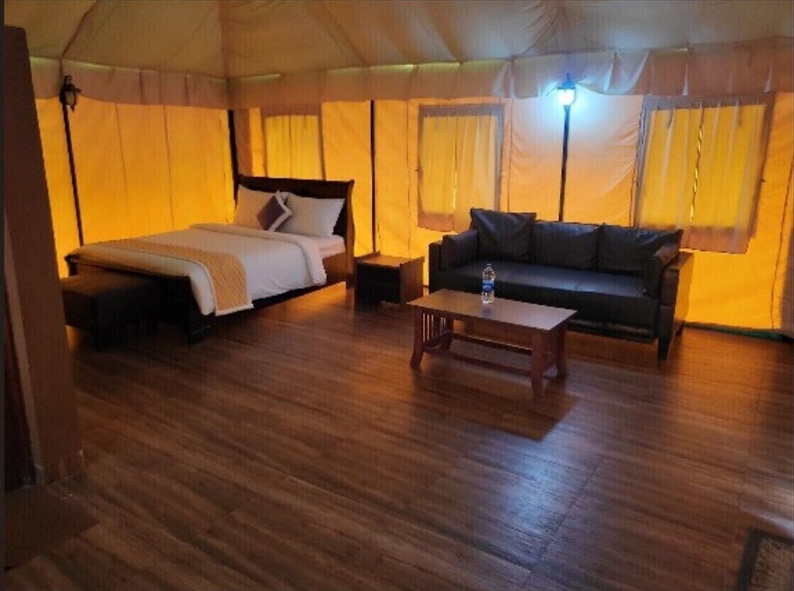 Swiss, Luxury, Twin Beds, Queen Bed