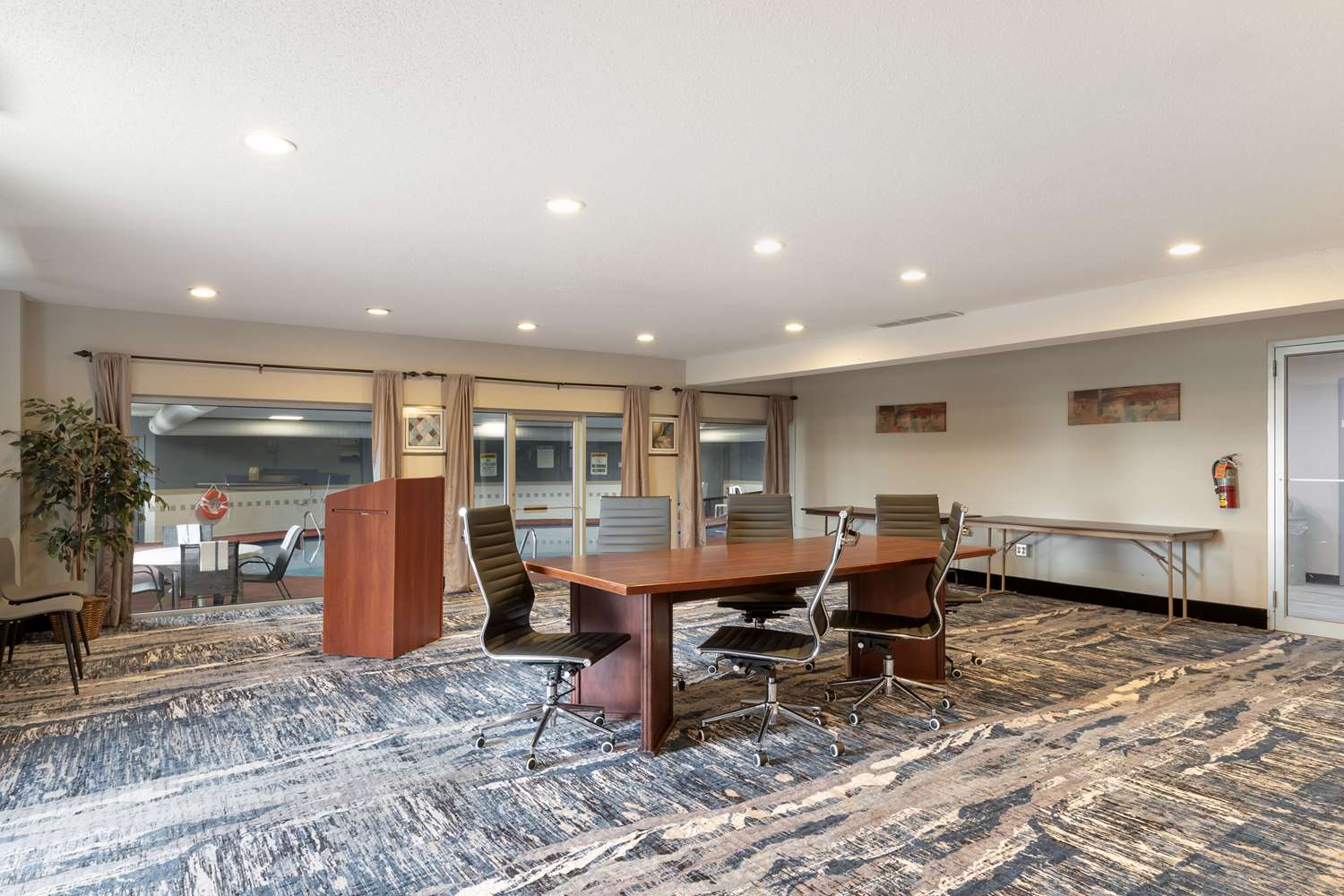 Quality Inn Newton at I-80 16/24
