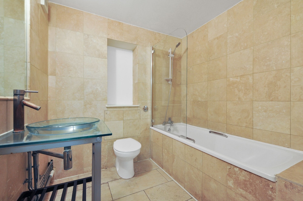Access Apartments City 18/18