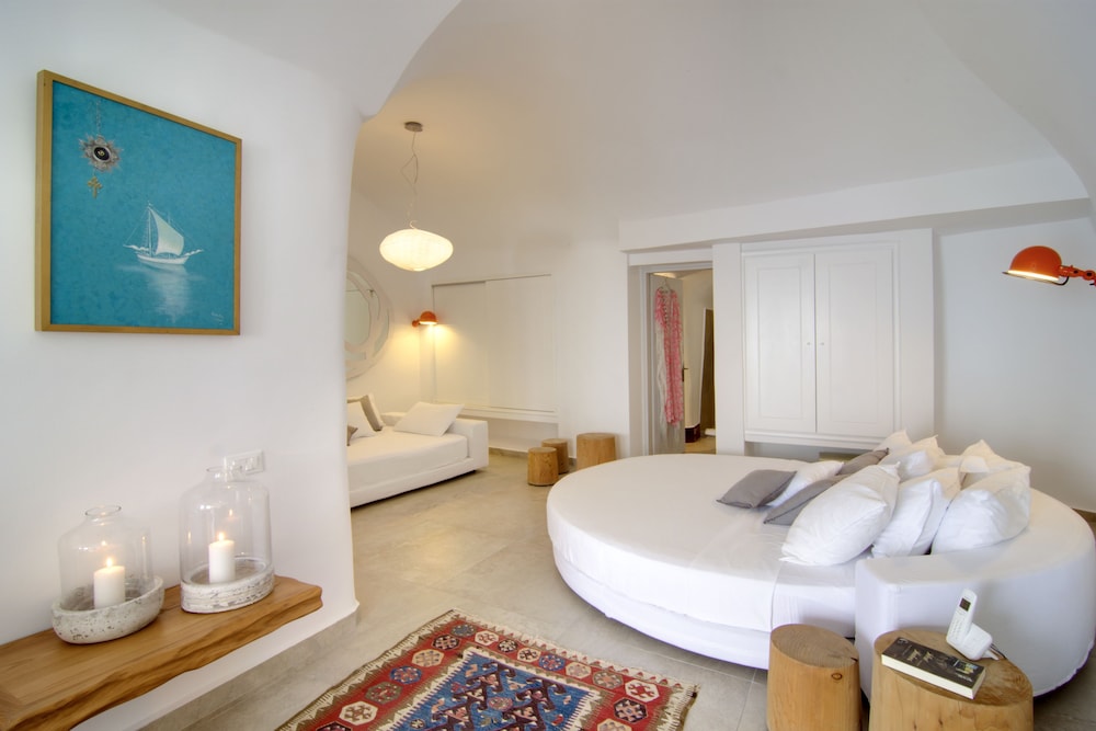 Santorini Secret Suites and Spa - Adults Only 15/50