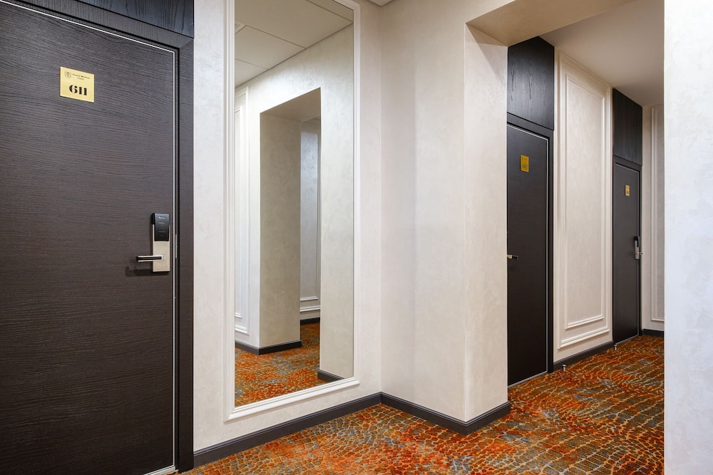 Grand Mildom Hotel photo2