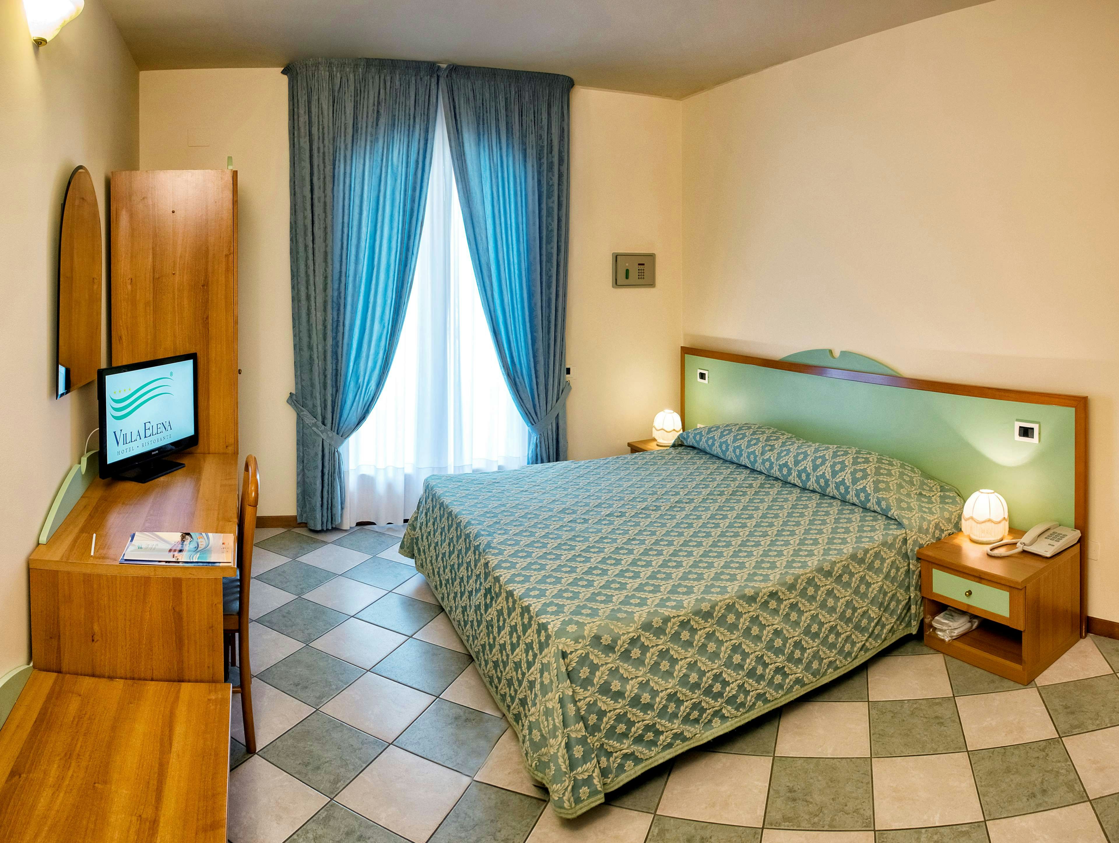 Villa Elena 5/21
