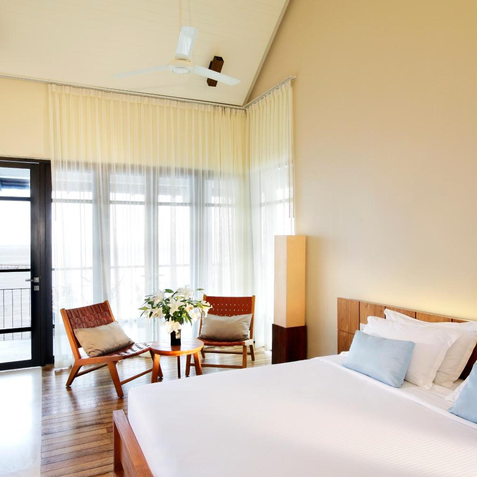 Premier, Sea View