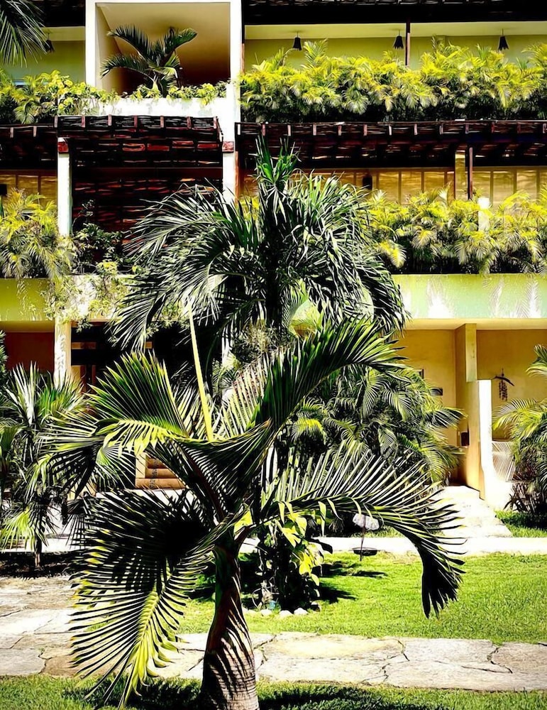 Xscape Tulum 63/67