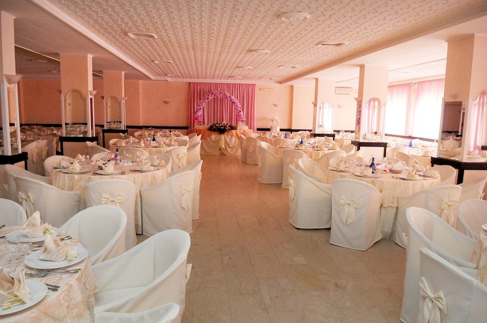 Hotel Parco Dei Principi 46/72