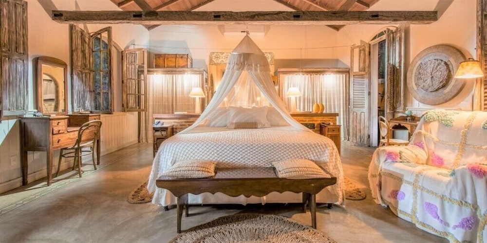 LUXURY, BUNGALOW
