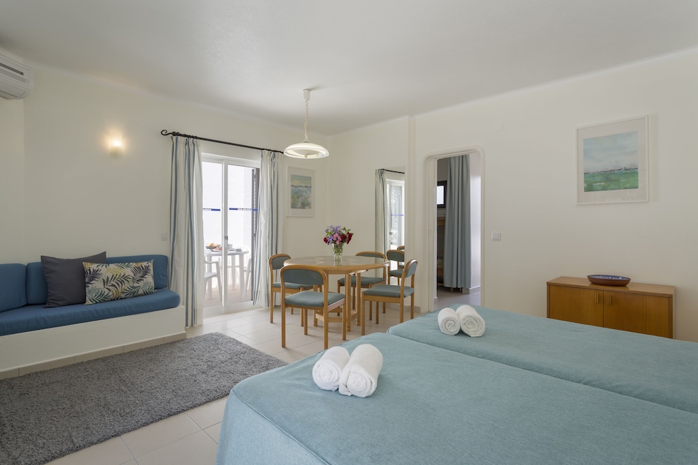 Clube Albufeira Garden Village 44/96