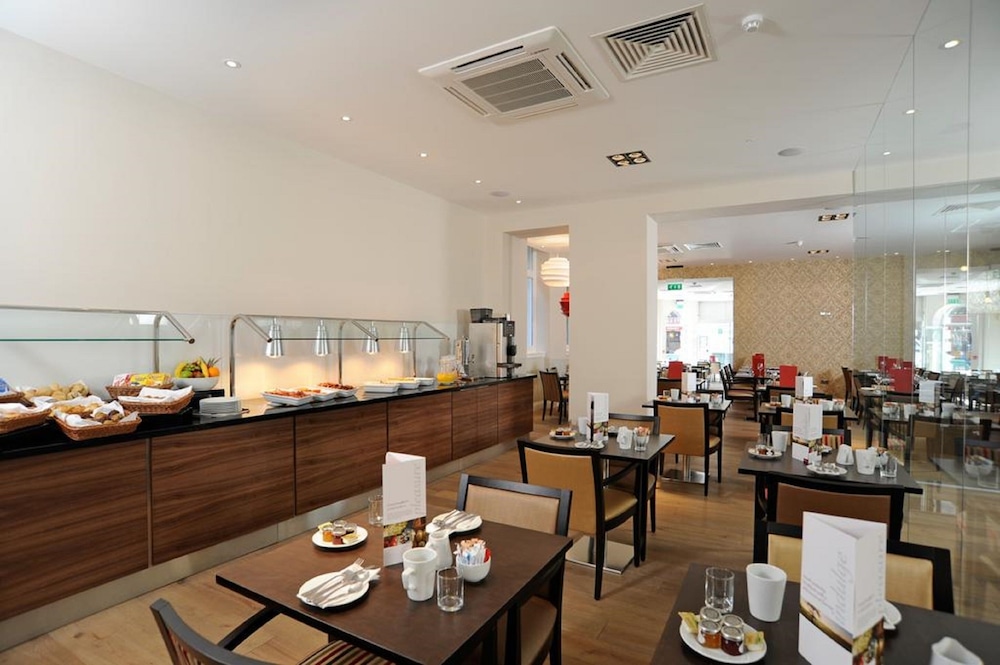 London Bloomsbury Square Hotel 62/71