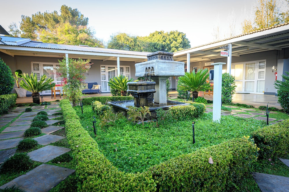 Graceland Guesthouse 36/50