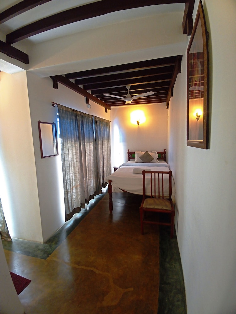 Fabhotel Esparan Heritage Pondicherry 11/26