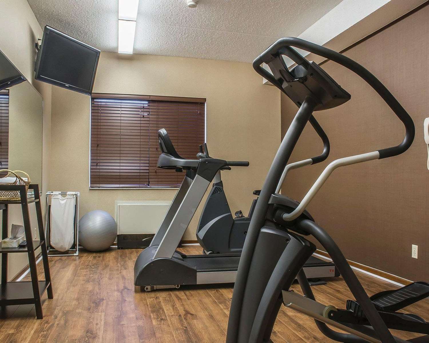 Comfort Inn Port Hope 7/11