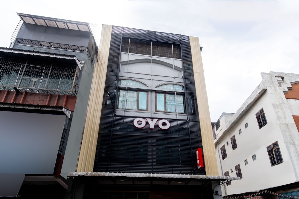 OYO 3159 Festive Inn 1/28