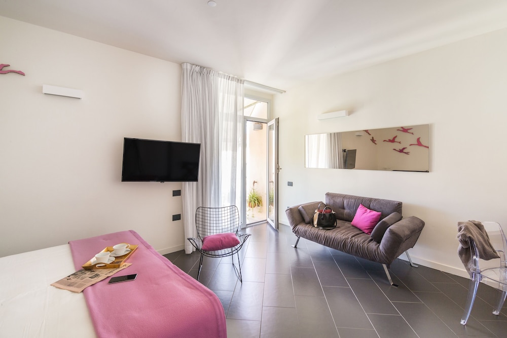 Foyer Boutique Hotel 9/45