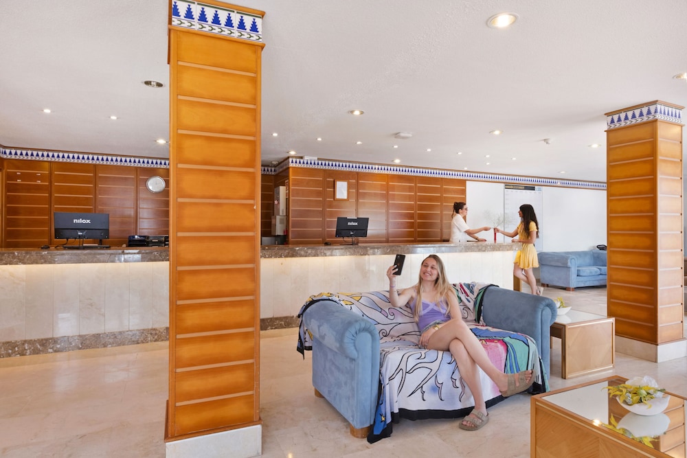 Hotel Cala Romantica 16/65