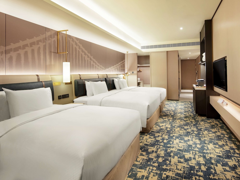 Hilton Taipei Sinban 17/74