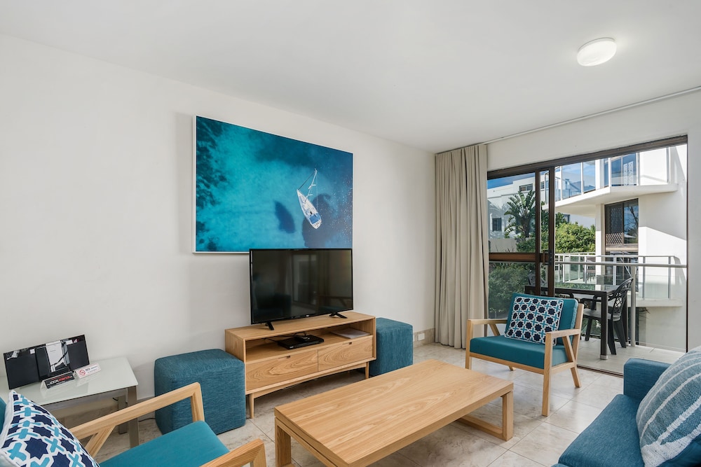 Bayview Beachfront Apartments 24/50