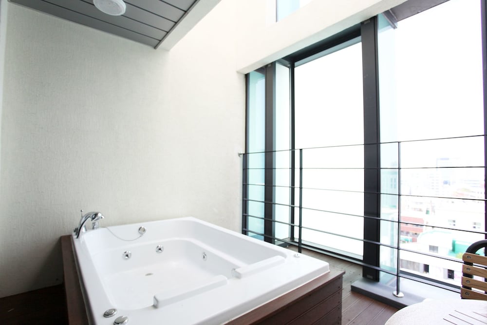 Jeju Slim Hotel 23/61