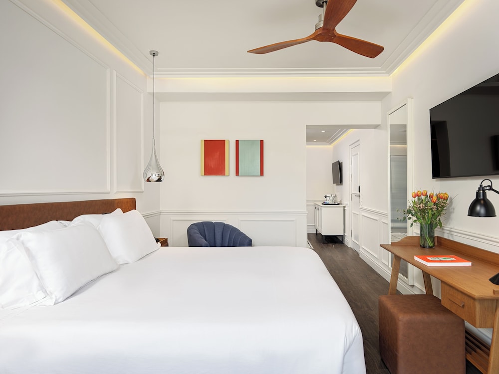 JUNIOR SUITE, DELUXE