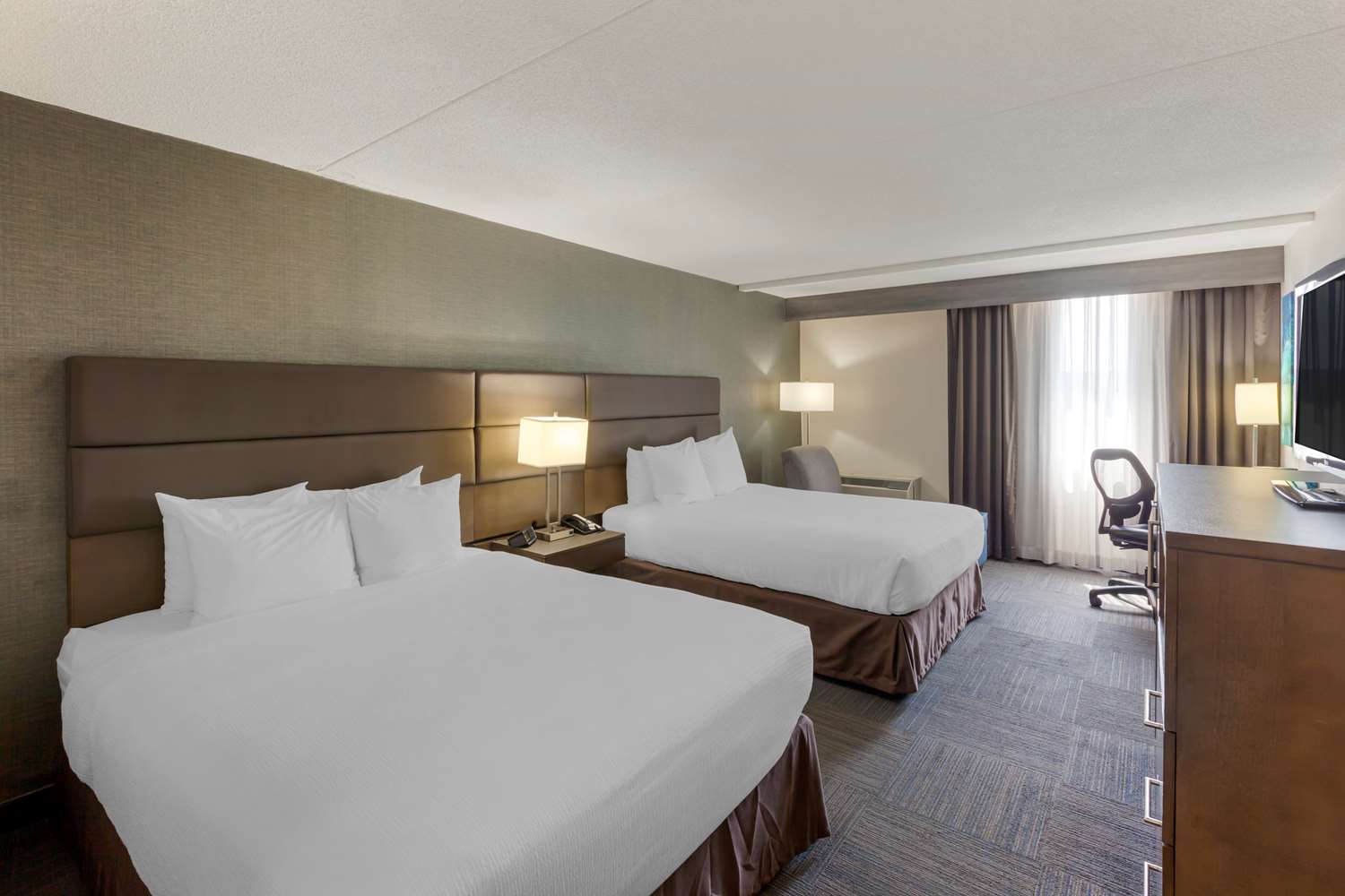غرفة بسريرين كوين لذوي الإعاقة، Best Western Plus Toronto Airport Hotel 3/4