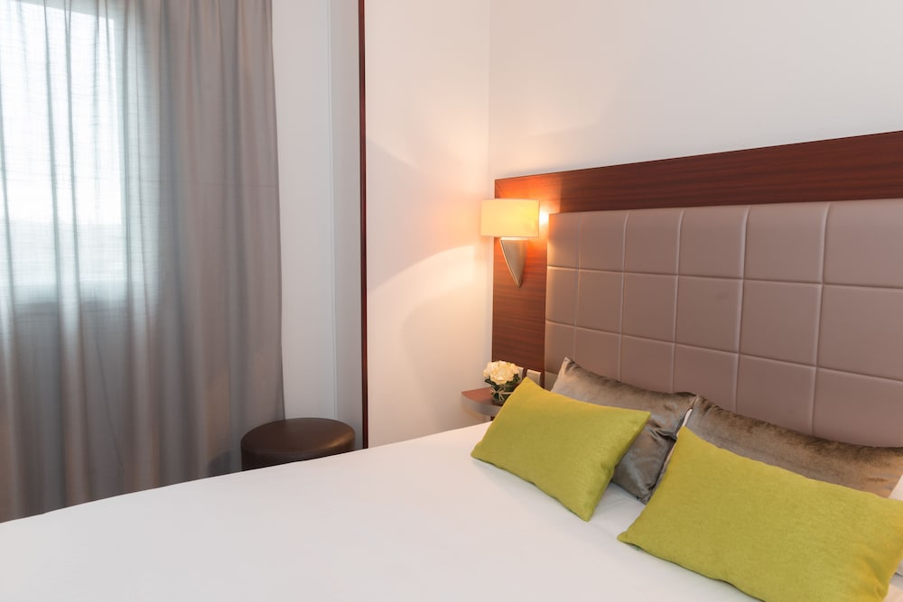 Inter Hotel Atrium 27/71