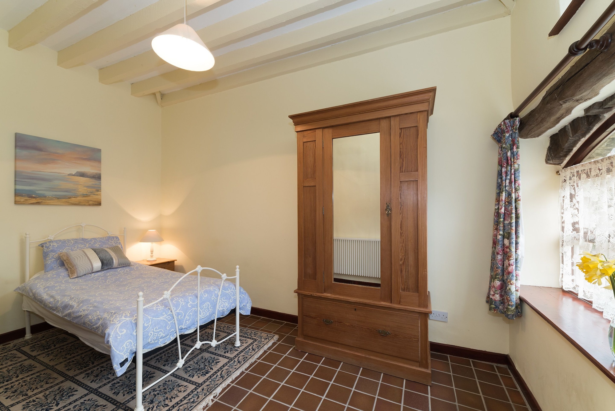 3 Bedrooms, Cottage, 1 Single and 2 Double Beds