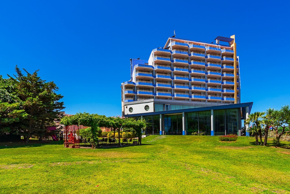 Xons Platja Hotel Apartaments 4/73