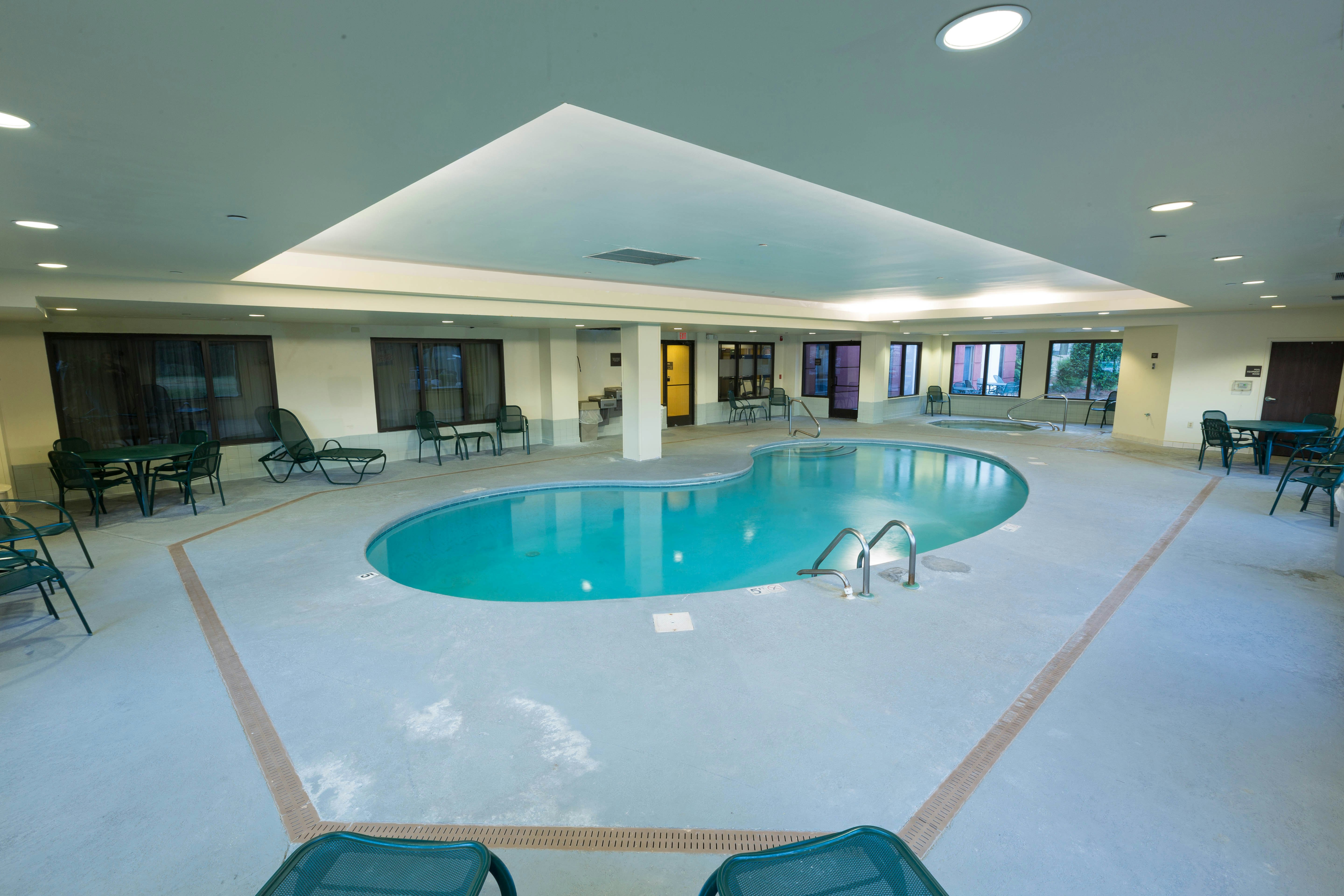Hampton Inn Washington, NC 14/28