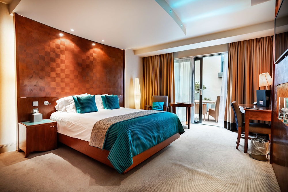 GOLD, SUPERIOR, DOUBLE BED