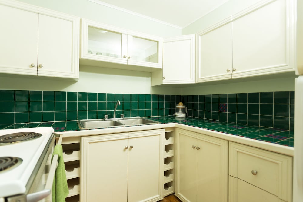 New Kingston Guest Apartments At Abbey 22/26