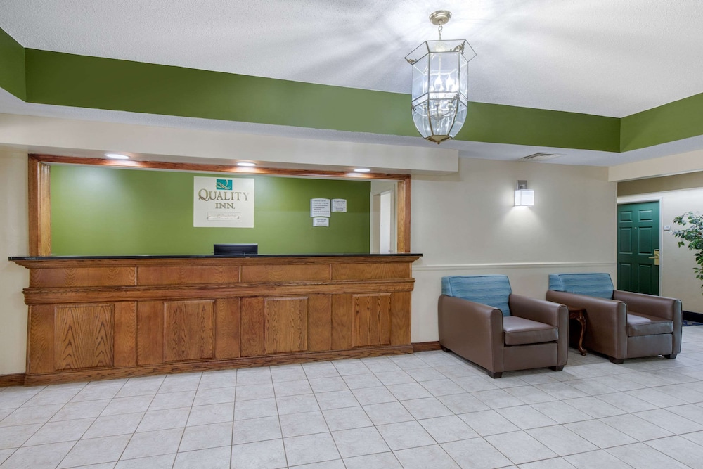 Quality Inn Kingstree, SC 5/38