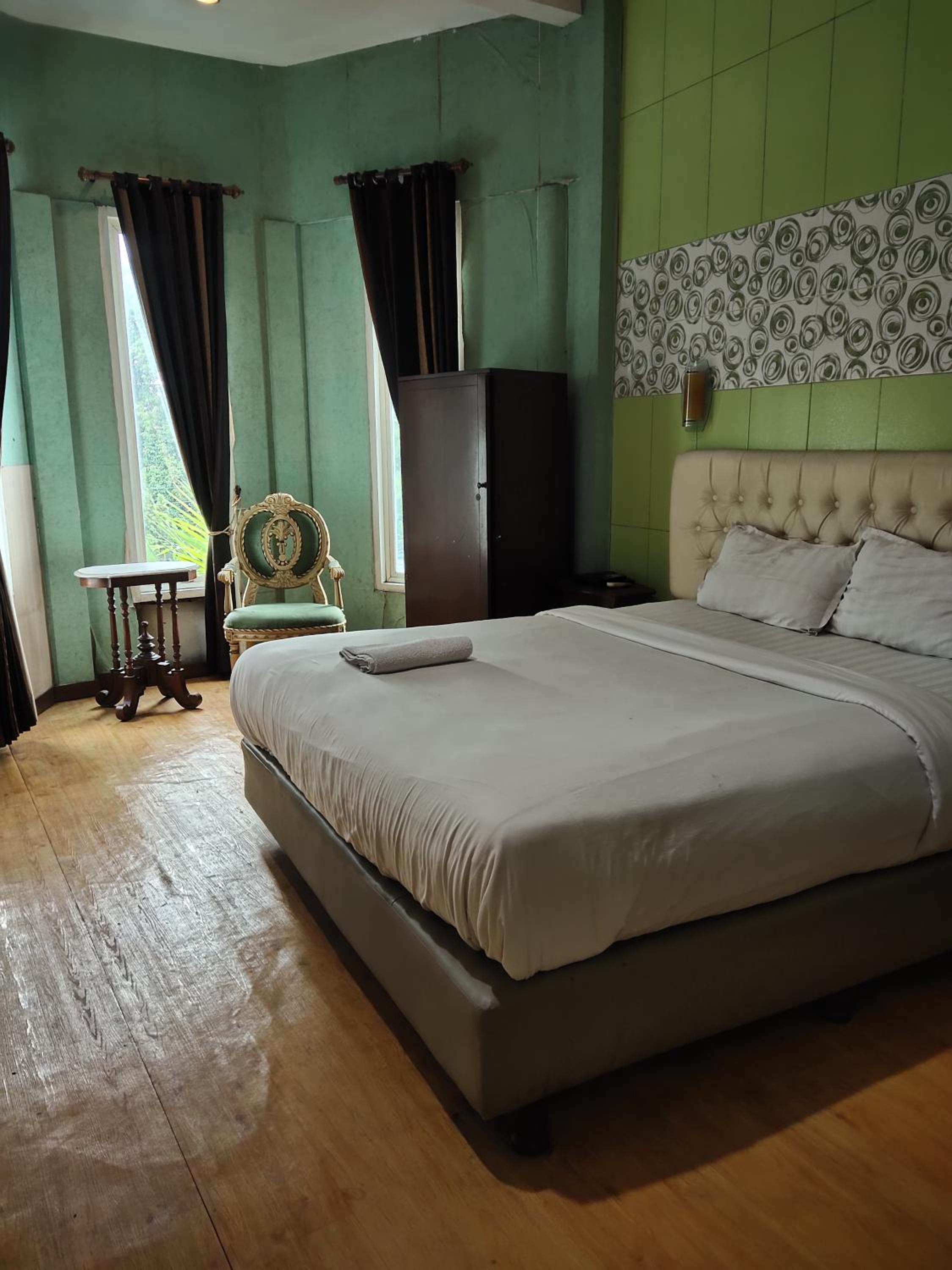 OYO 1239 Mojokerto Classic Homestay 12/41