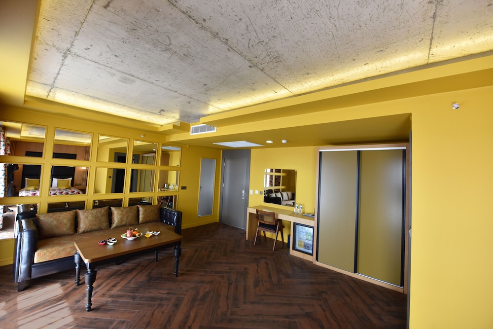 Bayberd Hotel 16/34