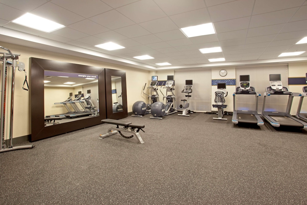 Hampton Inn and Suites Minneapolis Downtown 26/45