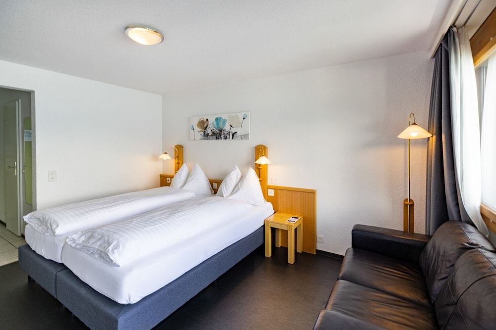 Strandhotel Seeblick 7/45