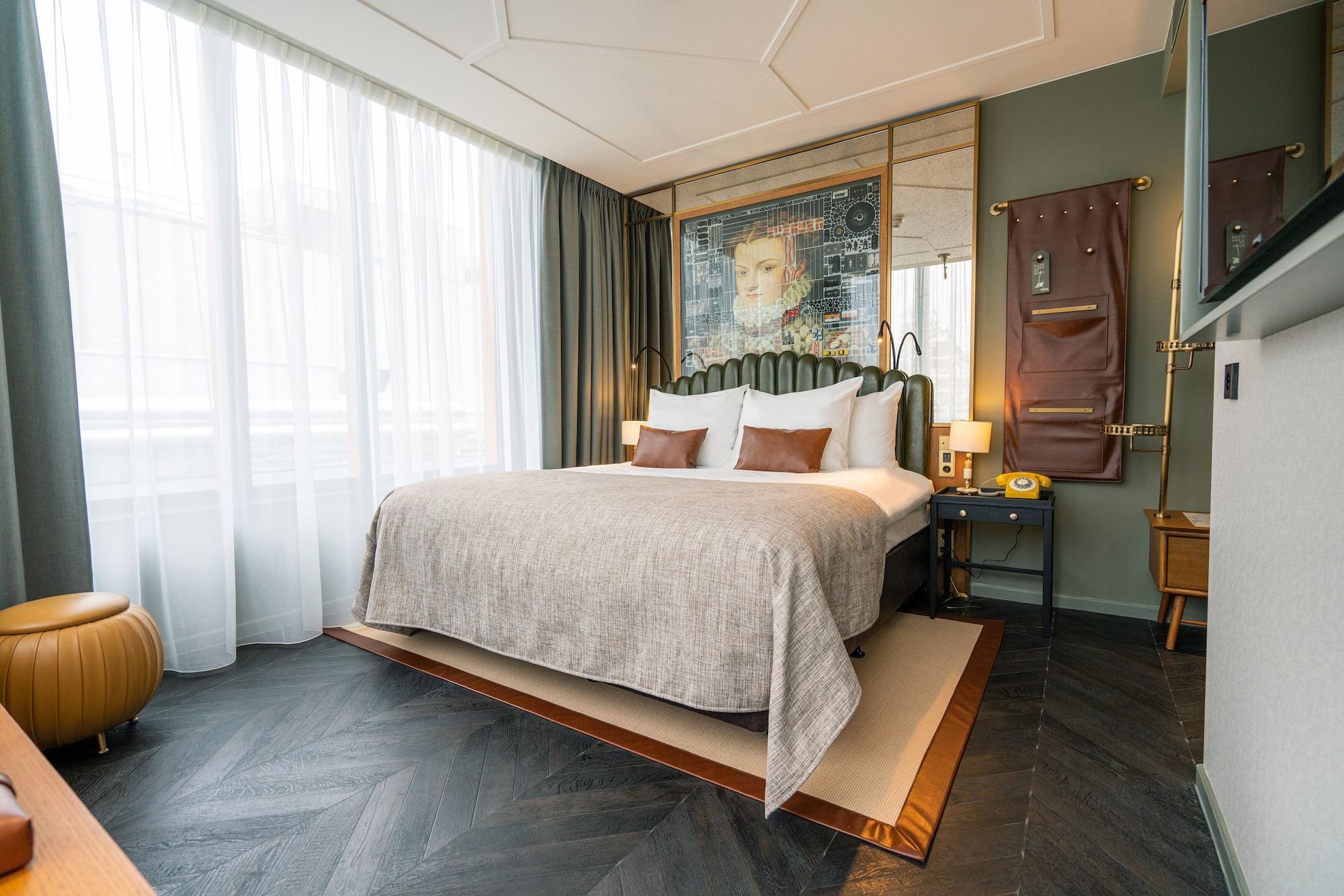 Gallery, Deluxe, Double Bed