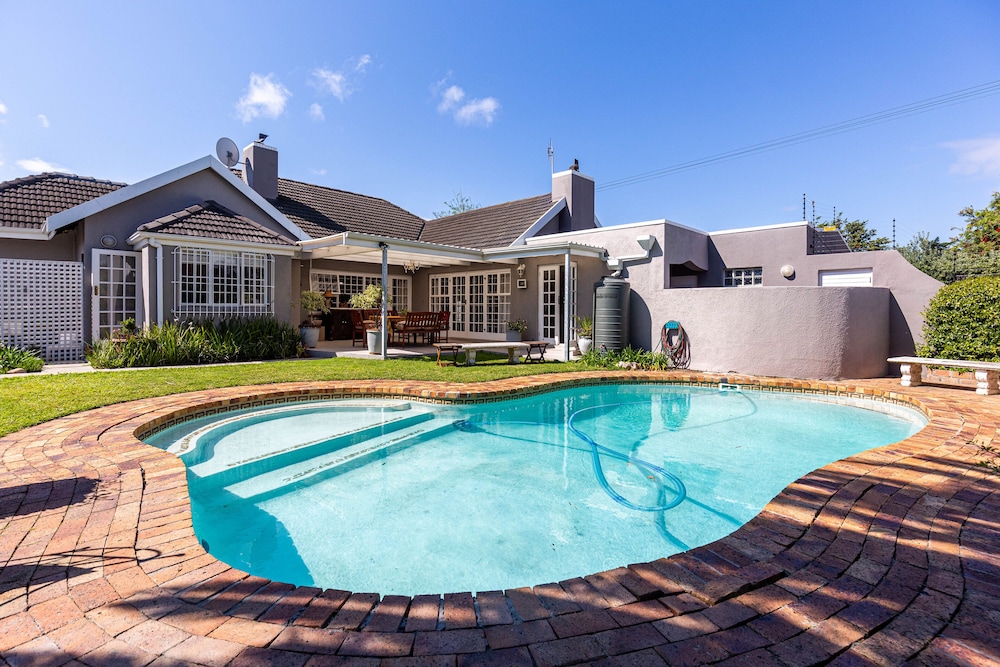 Brookdale House 27/32
