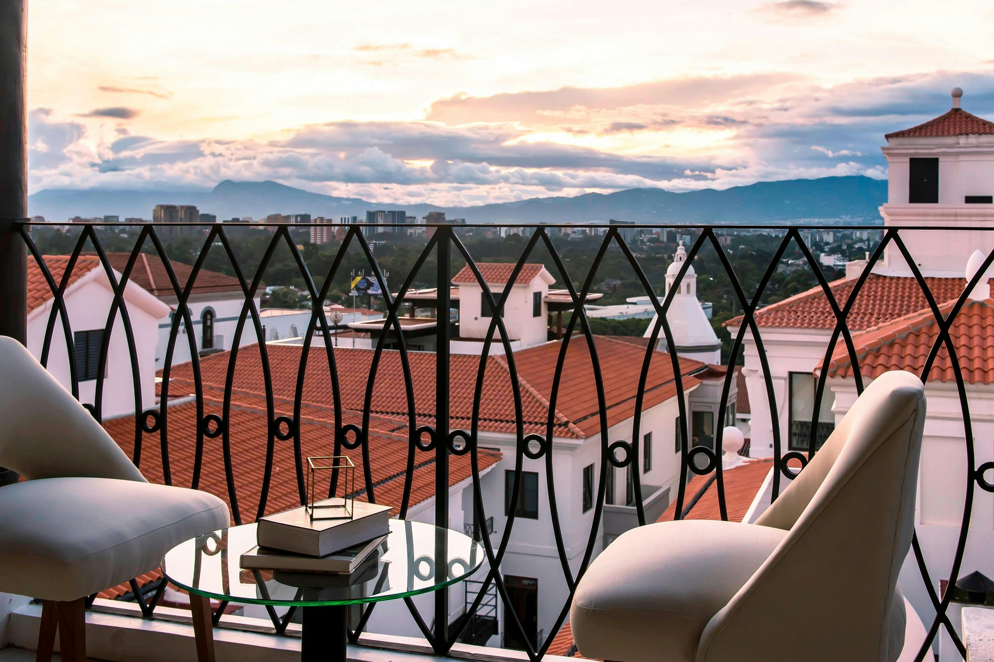 AC HOTEL BY MARRIOTT GUATEMALA CITY 38/45