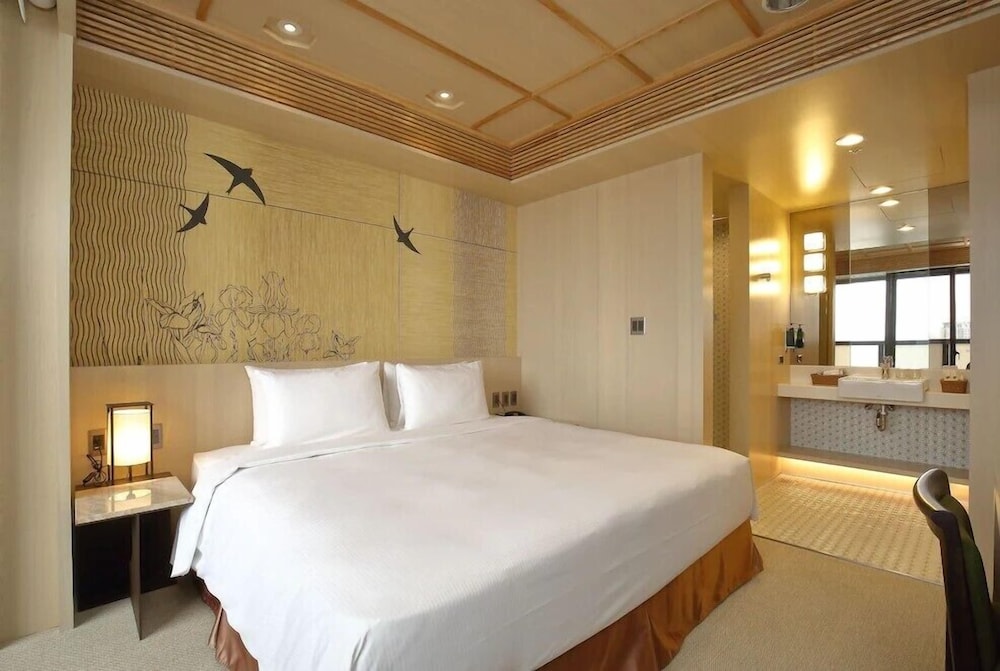 Kloud Hotel 37/63
