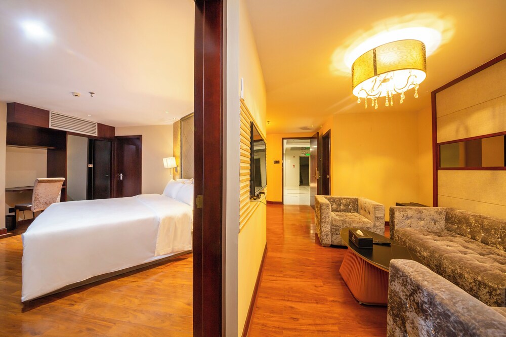 Zhuhai Jinguan Holiday Hotel 23/39