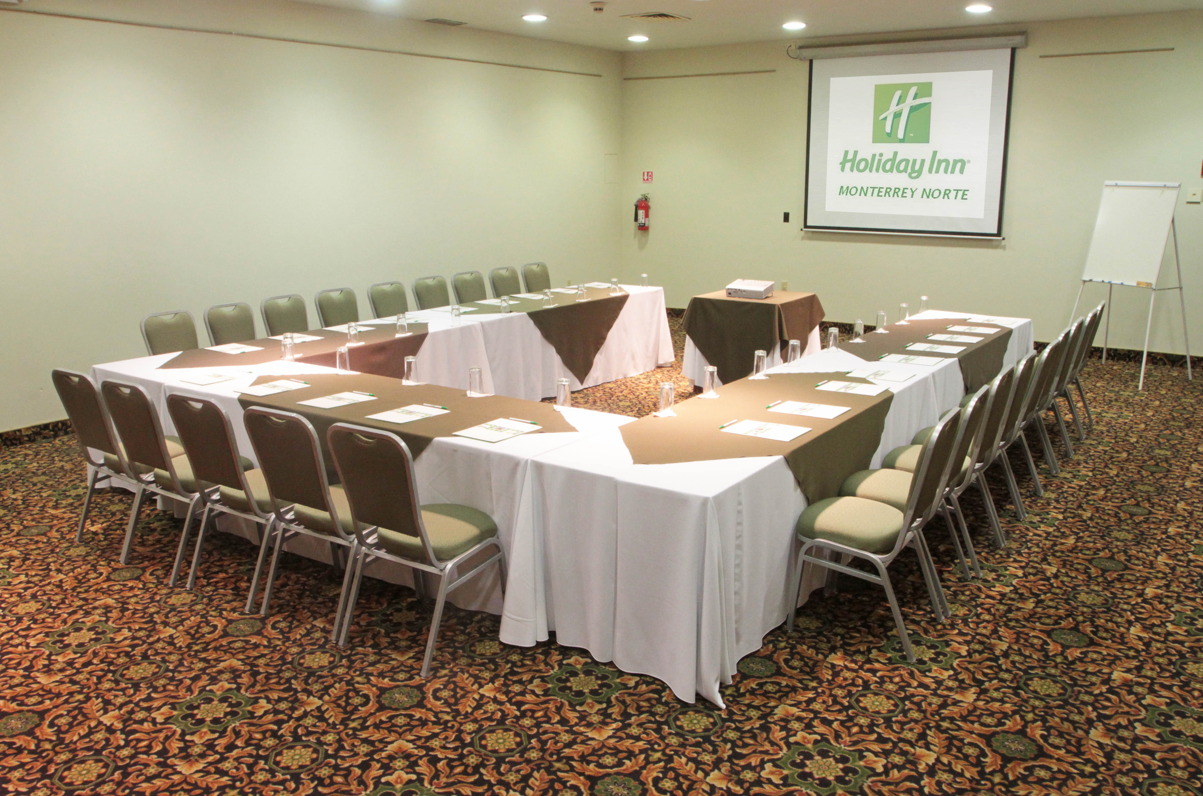 Holiday Inn Monterrey-Norte 37/48