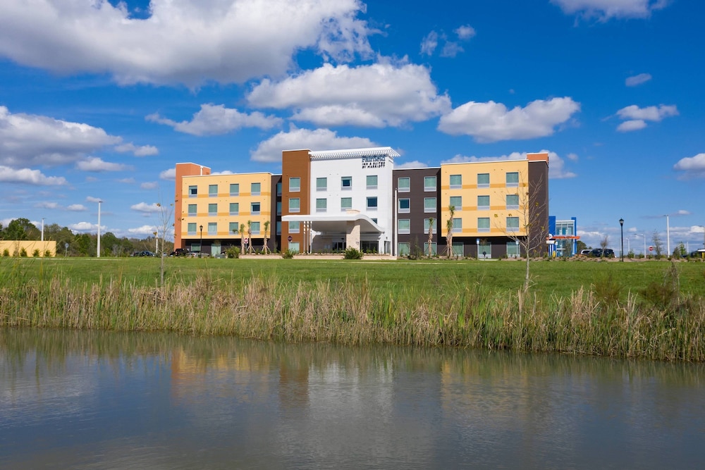 Fairfield Inn And Suites By Marriott Tampa Wesley Chapel 7/40