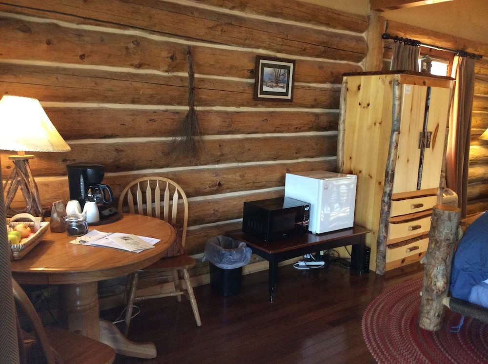 Dancing Bear Lodge 33/50
