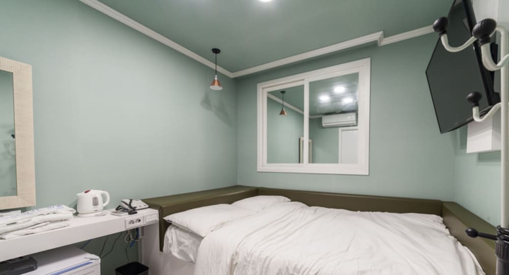 Inn Hotel 23/62